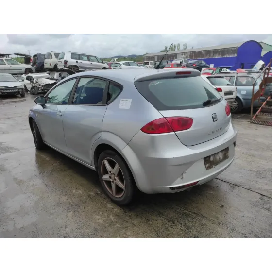 SEAT LEON (1P1) '2010 1.6 TDI PLATA