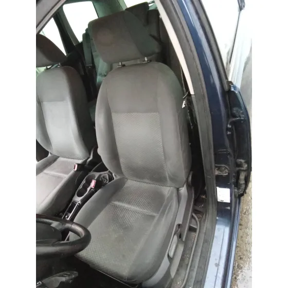 FORD FOCUS C-MAX (CAP) '2004 2.0 TDCI CAT AZUL
