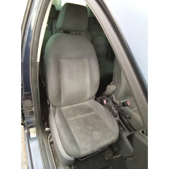FORD FOCUS C-MAX (CAP) '2004 2.0 TDCI CAT AZUL