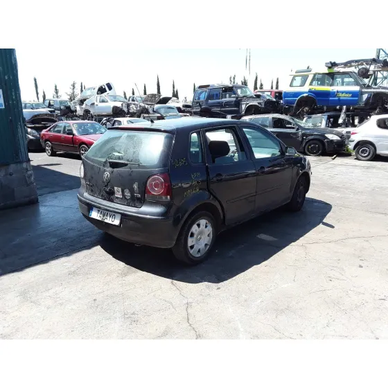 VOLKSWAGEN POLO (9N3) '2006 MATCH NEGRO