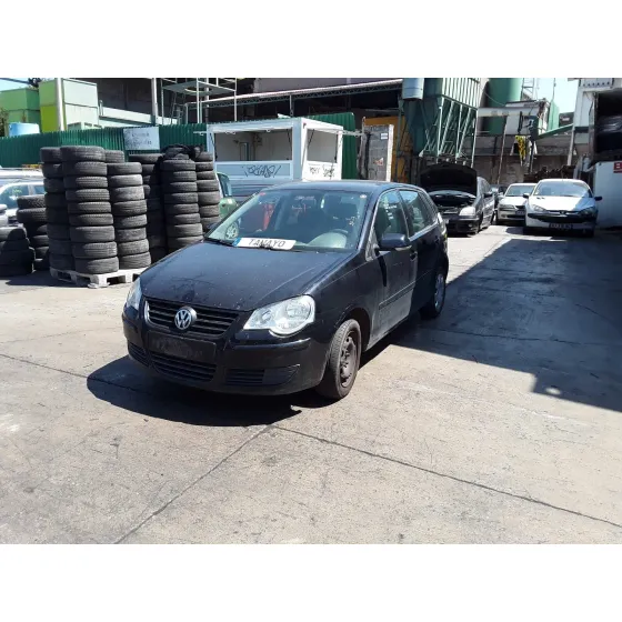 VOLKSWAGEN POLO (9N3) '2006 MATCH NEGRO