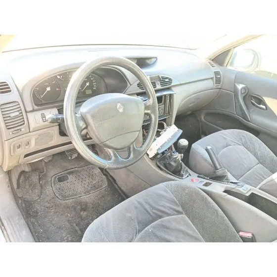 Renault LAGUNA II (BG0/1_) 2001