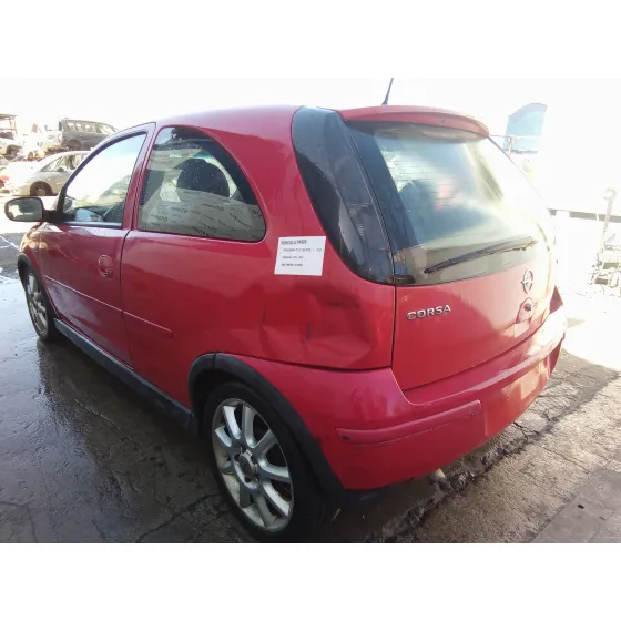 OPEL CORSA C '2005 1.7 16V CDTI ROJO