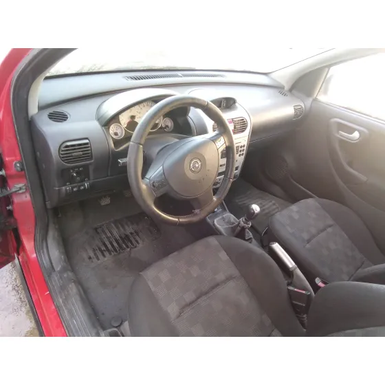 OPEL CORSA C '2005 1.7 16V CDTI ROJO