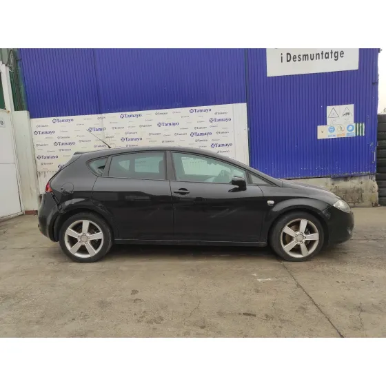 SEAT LEON (1P1) '2006 2.0 TDI NEGRO