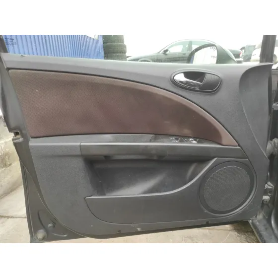 SEAT LEON (1P1) '2006 2.0 TDI NEGRO