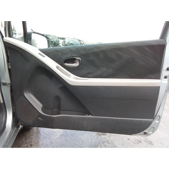 TOYOTA YARIS (KSP9/SCP9/NLP9) '2006 1.3 CAT GRIS