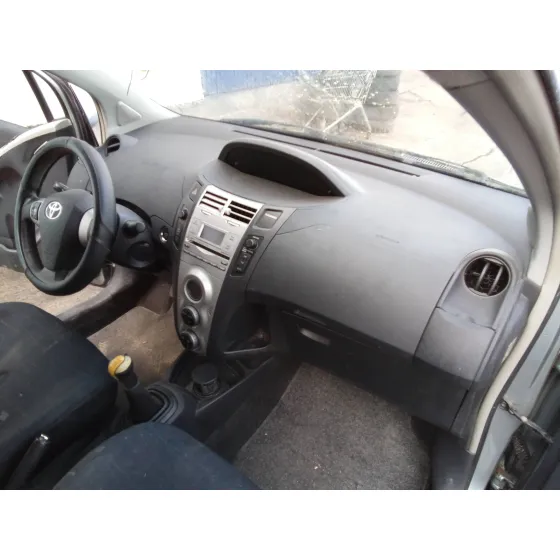 TOYOTA YARIS (KSP9/SCP9/NLP9) '2006 1.3 CAT GRIS