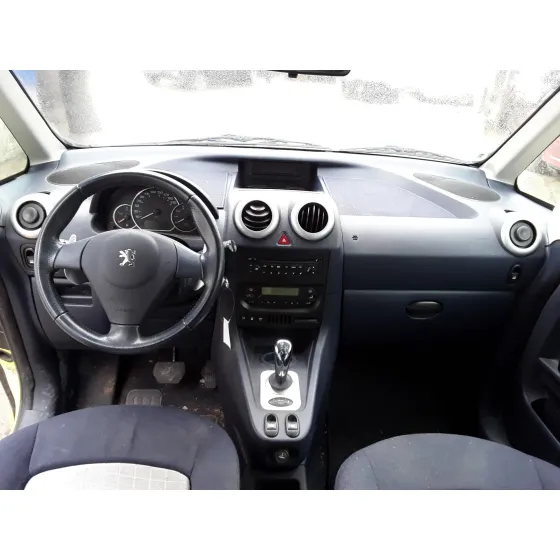 PEUGEOT 1007 '2006 1.6 16V CAT AMARILLO