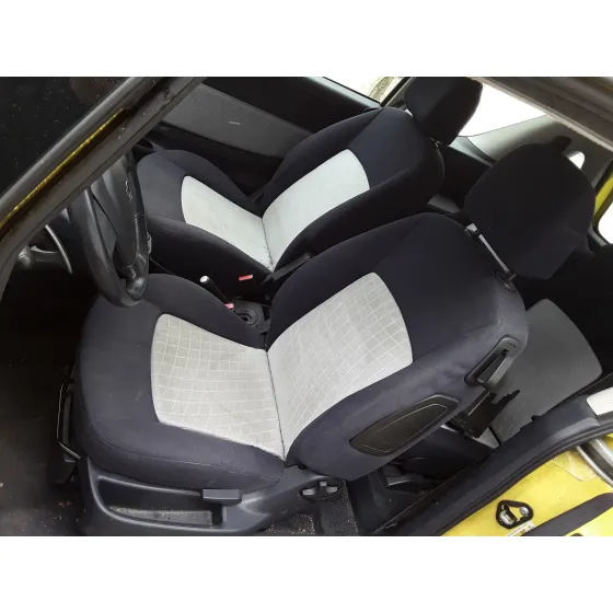 PEUGEOT 1007 '2006 1.6 16V CAT AMARILLO