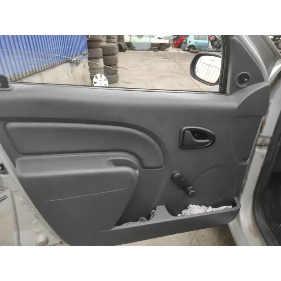 DACIA LOGAN '2007 1.4 CAT PLATA