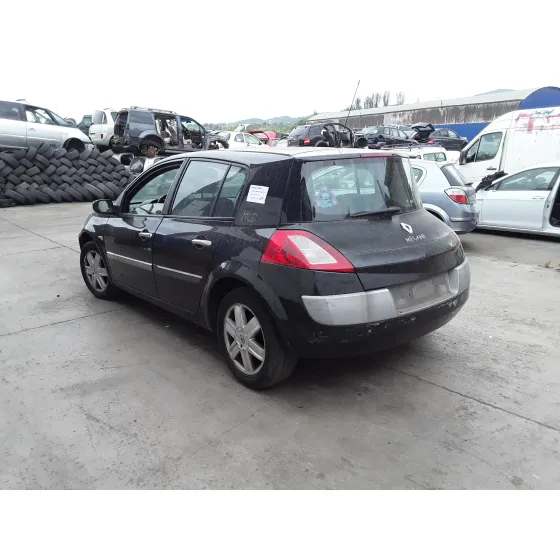 RENAULT MEGANE II BERLINA 5P '2004 * NEGRO