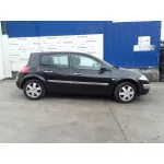 RENAULT MEGANE II BERLINA 5P RENAULT MEGANE II BERLINA 5P '2004 * NEGRO 0