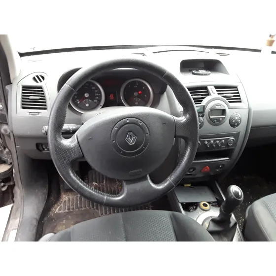 RENAULT MEGANE II BERLINA 5P '2004 * NEGRO