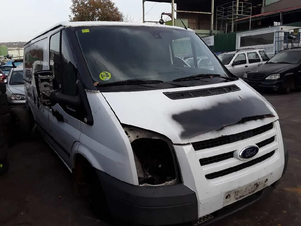 FORD TRANSIT CAJA CERRADA '06 FORD TRANSIT CAJA CERRADA '06 '2009 2.2 TDCI CAT BLANCO 2006