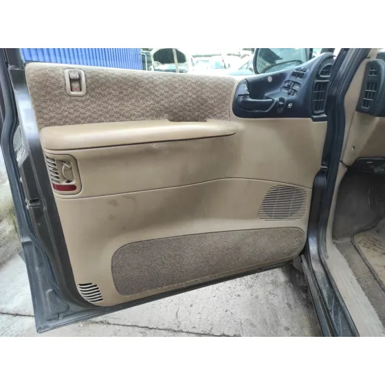 CHRYSLER VOYAGER (GS) '1999 2.5 TURBODIESEL