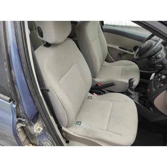 RENAULT CLIO III '2006 1.5 DCI DIESEL GRIS