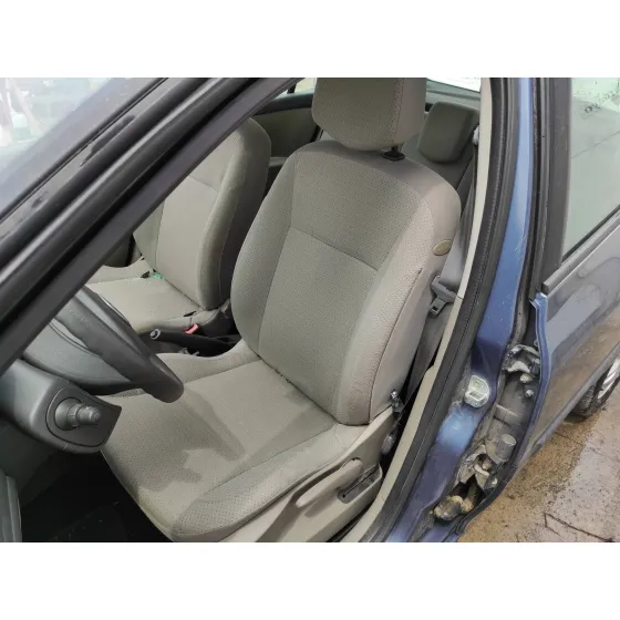 RENAULT CLIO III '2006 1.5 DCI DIESEL GRIS