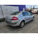 RENAULT MEGANE II BERLINA 5P RENAULT MEGANE II BERLINA 5P '2005 1.5 DCI DIESEL PLATA 2002