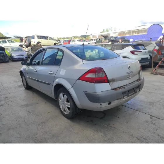 RENAULT MEGANE II BERLINA 5P '2005 1.5 DCI DIESEL PLATA