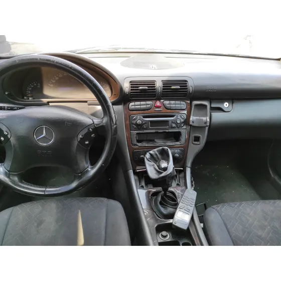 MERCEDES CLASE C (W203) BERLINA '2005 2.7 CDI 20V CAT NEGRO
