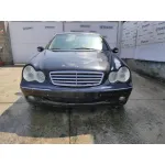 MERCEDES-BENZ CLASE C (W203) BERLINA MERCEDES CLASE C (W203) BERLINA '2005 2.7 CDI 20V CAT NEGRO 2000