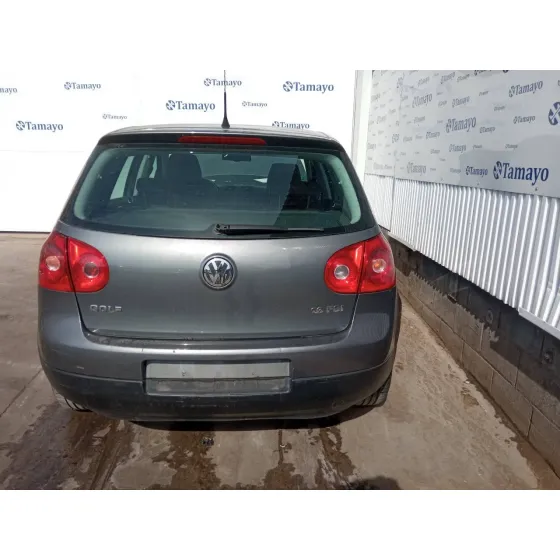 VOLKSWAGEN GOLF V BERLINA (1K1) '2007 1.6 16V FSI GRIS