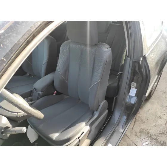 RENAULT MEGANE II BERLINA 3P '2006 1.9 DCI DIESEL FAP NEGRO