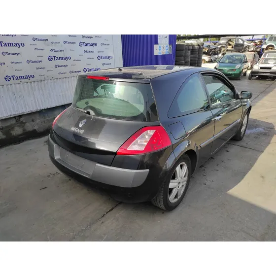 RENAULT MEGANE II BERLINA 3P '2006 1.9 DCI DIESEL FAP NEGRO