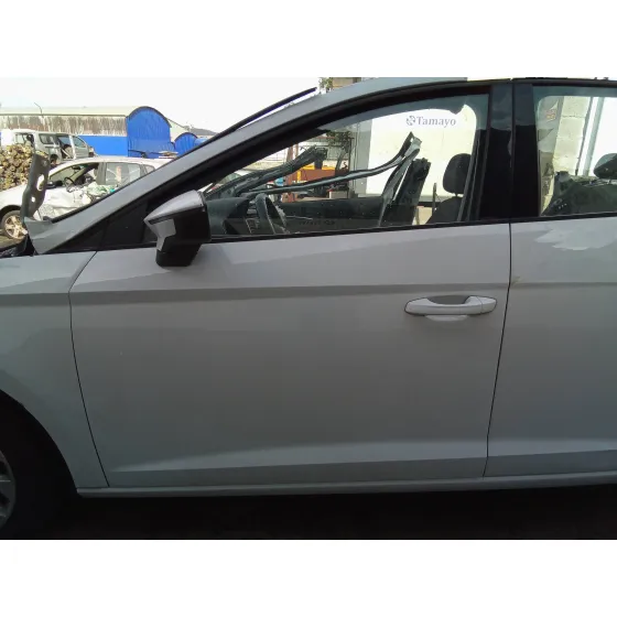 SEAT LEON (5F1) '2013 1.6 TDI BLANCO