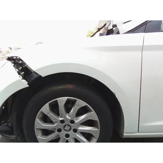 SEAT LEON (5F1) '2013 1.6 TDI BLANCO