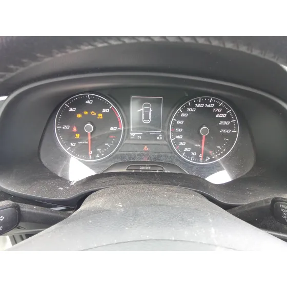 SEAT LEON (5F1) '2013 1.6 TDI BLANCO