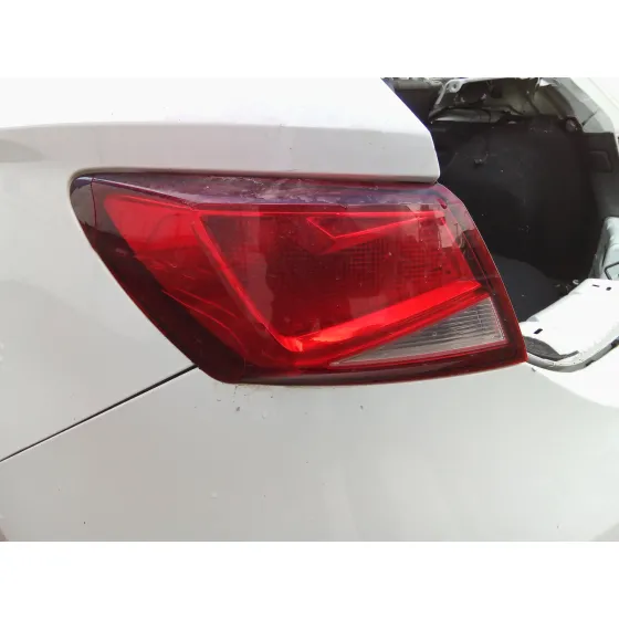 SEAT LEON (5F1) '2013 1.6 TDI BLANCO