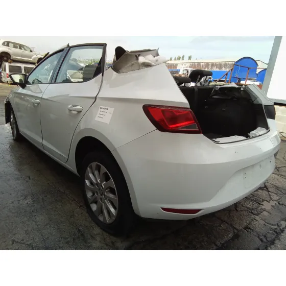 SEAT LEON (5F1) '2013 1.6 TDI BLANCO