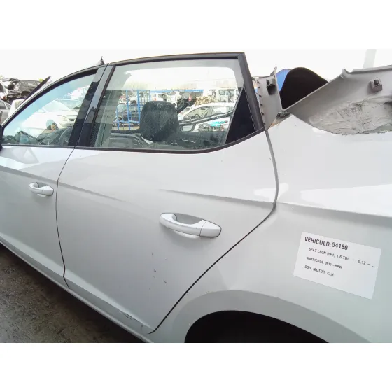 SEAT LEON (5F1) '2013 1.6 TDI BLANCO