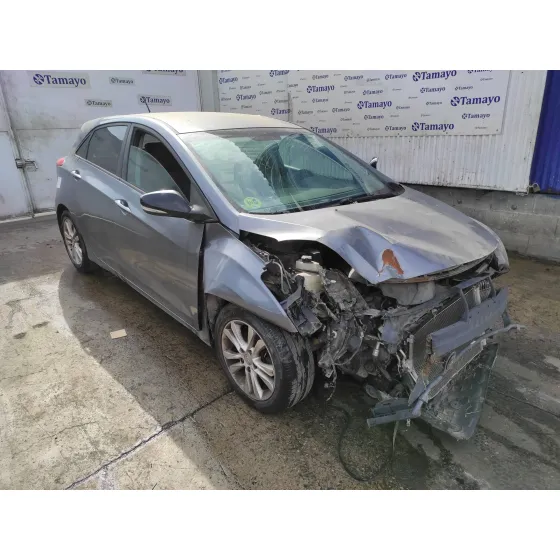 HYUNDAI I30 (GD) '2014 1.6 CRDI CAT GRIS