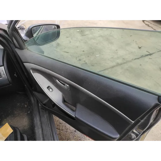 HYUNDAI I30 (GD) '2014 1.6 CRDI CAT GRIS