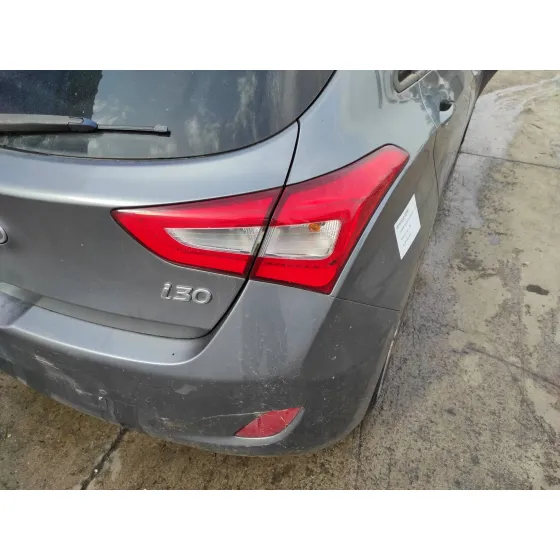 HYUNDAI I30 (GD) '2014 1.6 CRDI CAT GRIS