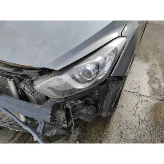 HYUNDAI I30 (GD) '2014 1.6 CRDI CAT GRIS