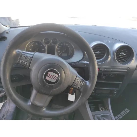 SEAT CORDOBA BERLINA (6L2) '2007 1.9 TDI NEGRO