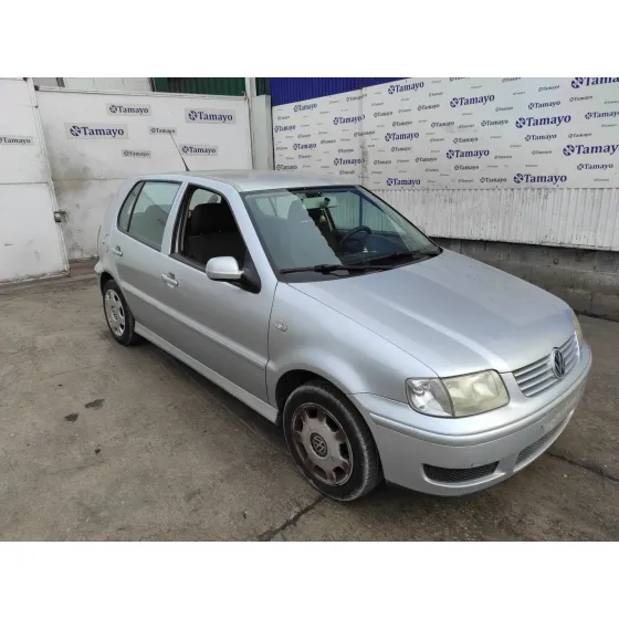 VOLKSWAGEN POLO BERLINA (6N2) '2000 1.4 16V PLATA