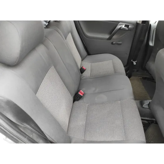 VOLKSWAGEN POLO BERLINA (6N2) '2000 1.4 16V PLATA