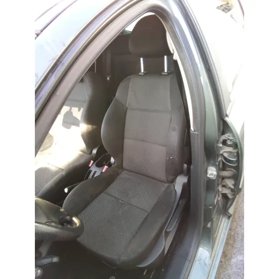 PEUGEOT 207 '2008 1.6 16V HDI GRIS OSCURO
