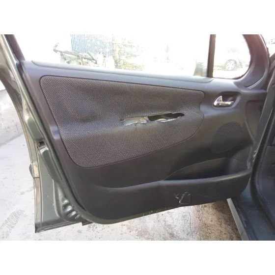 PEUGEOT 207 '2008 1.6 16V HDI GRIS OSCURO