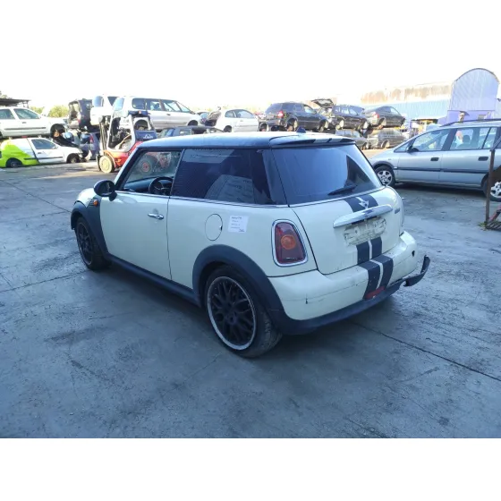 MINI MINI (R56) '2007 * CREMA