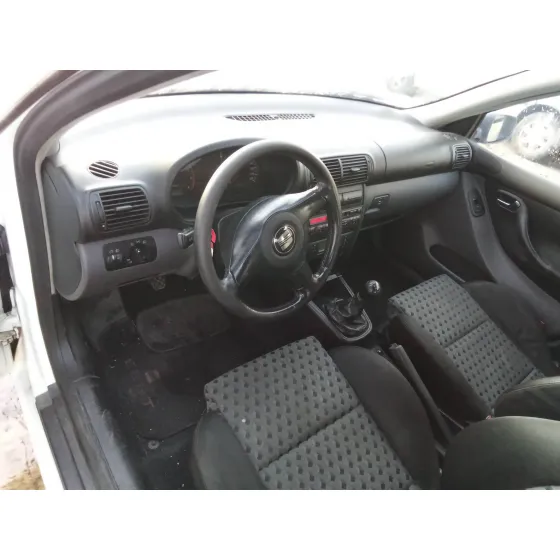 SEAT LEON (1M1) '2006 1.6 16V BLANCO