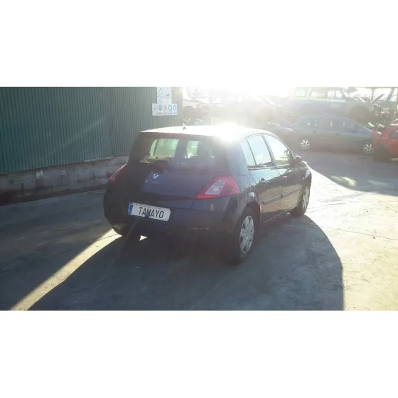 RENAULT MEGANE II BERLINA 3P '2003 1.5 DCI DIESEL NEGRO