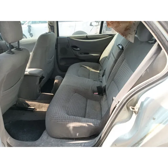 Renault LAGUNA II (BG0/1_) 2001
