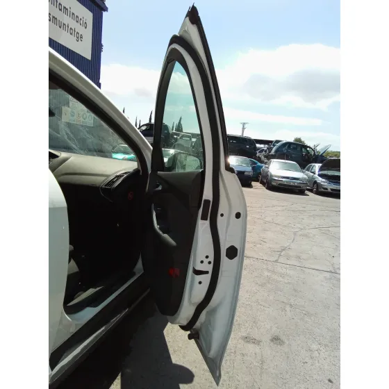 FORD FOCUS TURN. '2012 1.5 TDCI CAT BLANCO