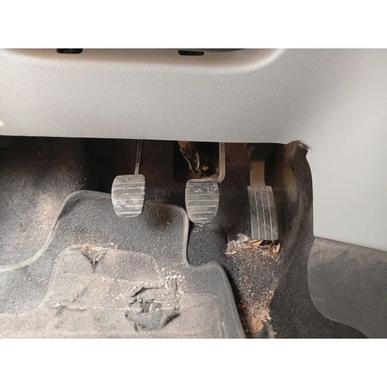 Nissan X-TRAIL I (T30) 2001